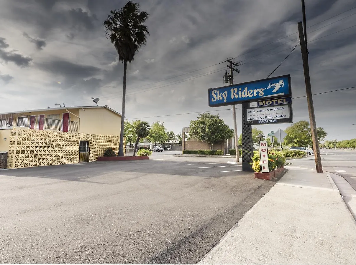 Sky Riders Motel 새크라멘토